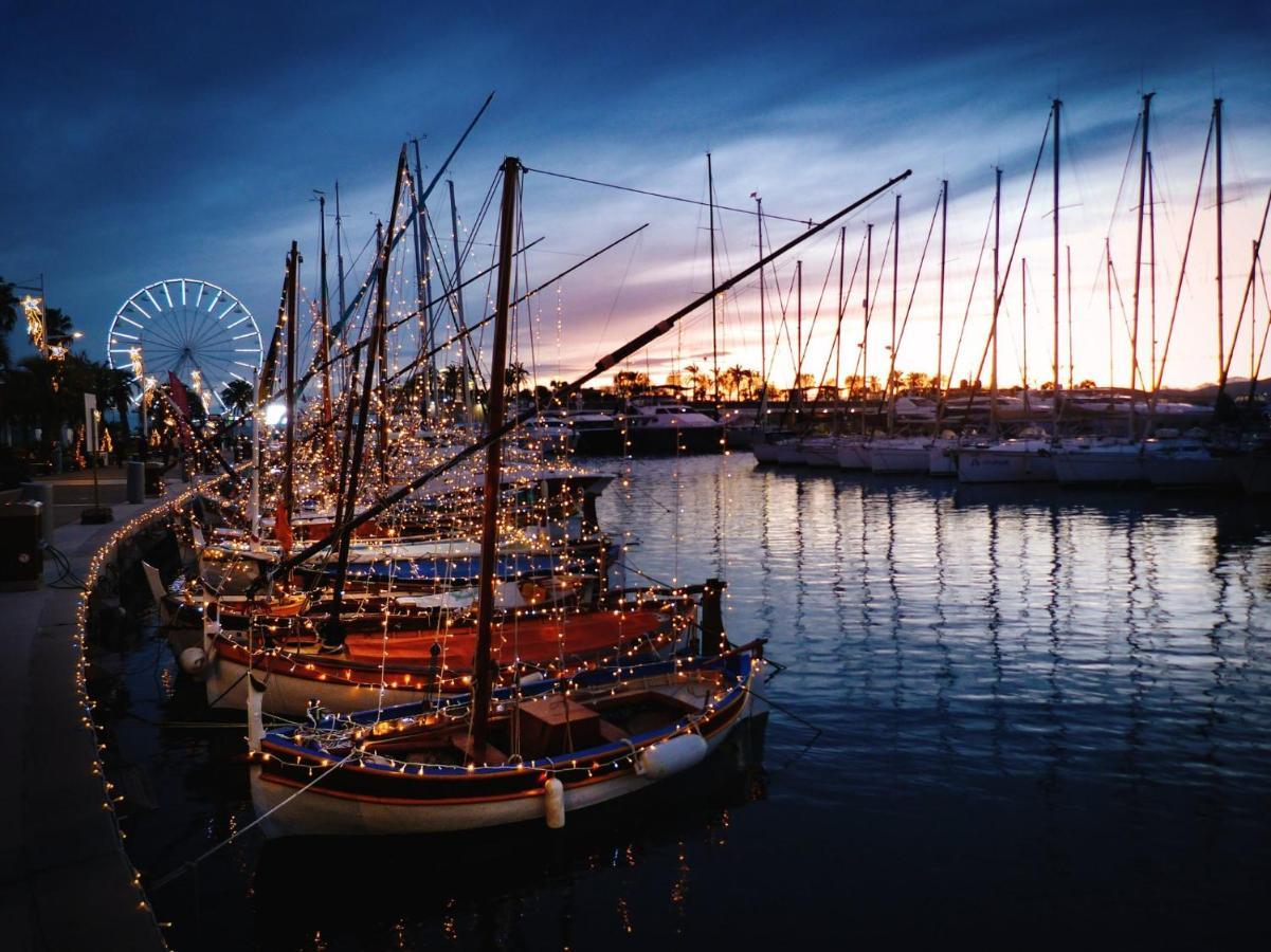 "Ausoleil" 2 Pieces Cosy Ensoleille, Tout A Pied, 50 M Du Vieux Port Saint-Raphaël Buitenkant foto
