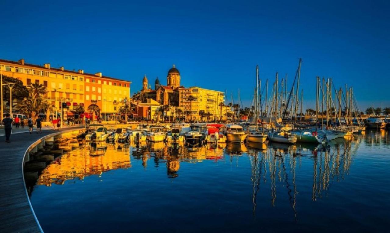 "Ausoleil" 2 Pieces Cosy Ensoleille, Tout A Pied, 50 M Du Vieux Port Saint-Raphaël Buitenkant foto